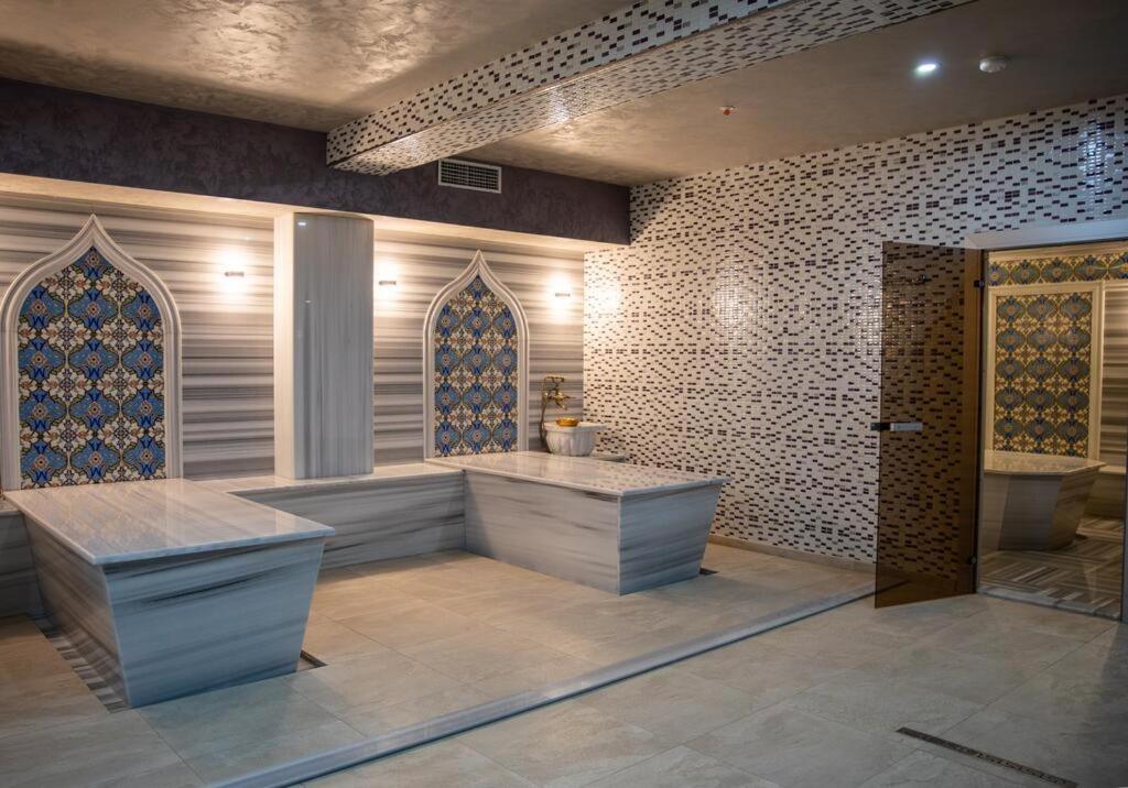 Arion Hotel Baku Bagian luar foto