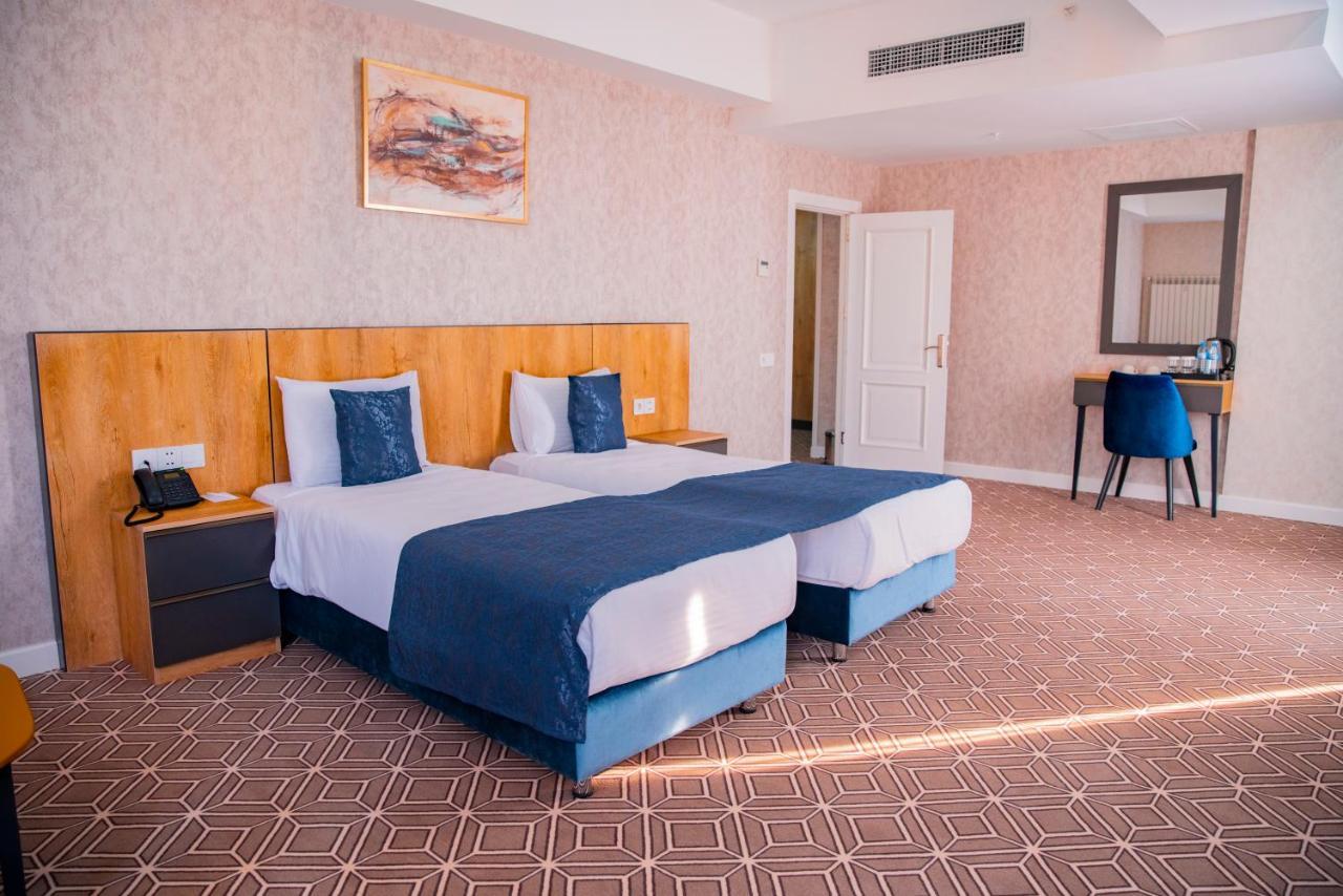 Arion Hotel Baku Bagian luar foto